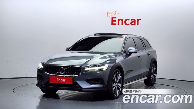 Volvo | Volvo V60 Cross Country 2Nd Generation | V60 Cross Country 2Nd Generation