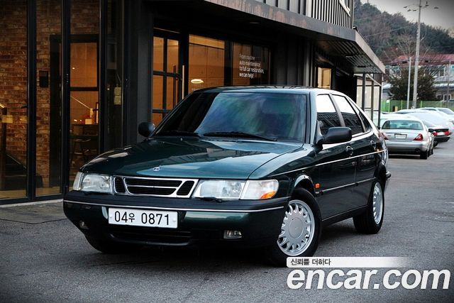 SAAB | SAAB 900