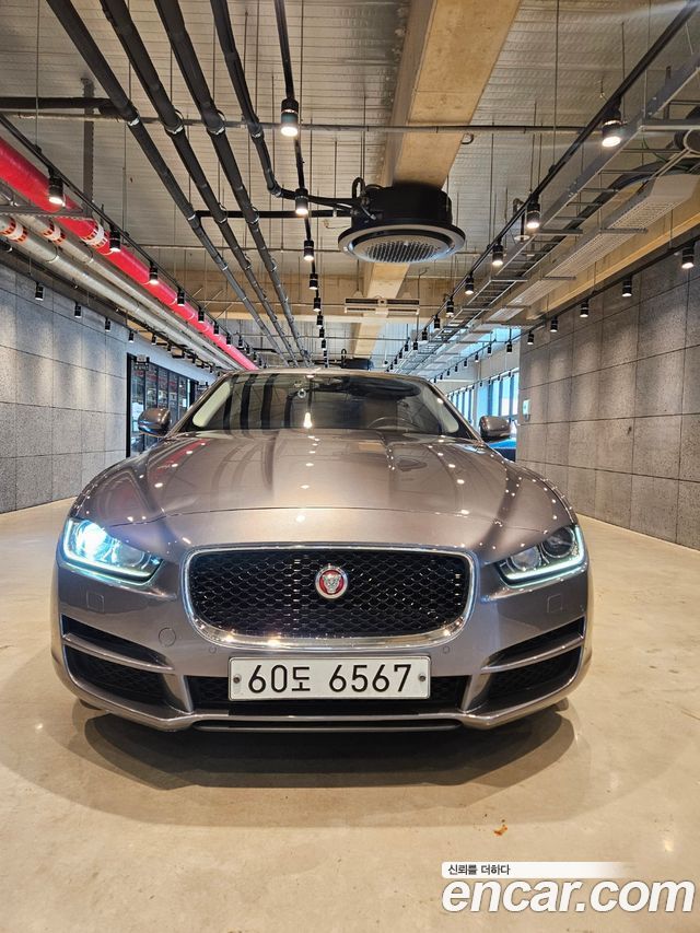 Jaguar | Jaguar XE