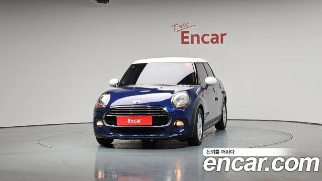 MINI | MINI Cooper | Cooper