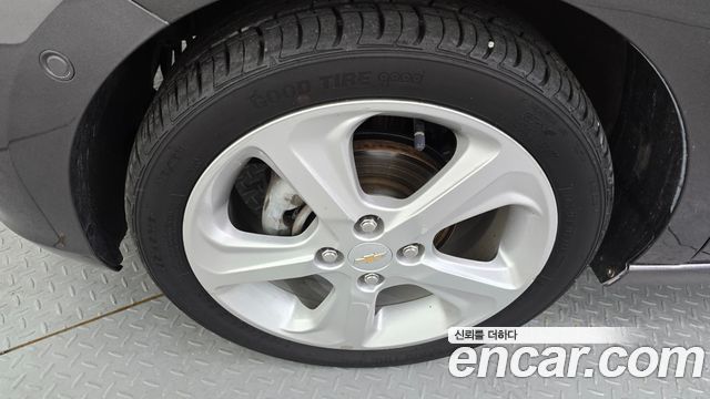 Photo 5