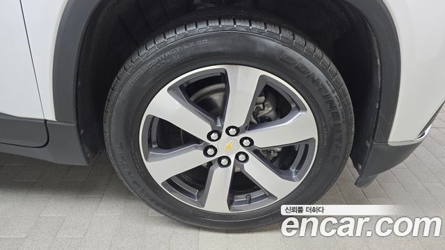 Photo 5