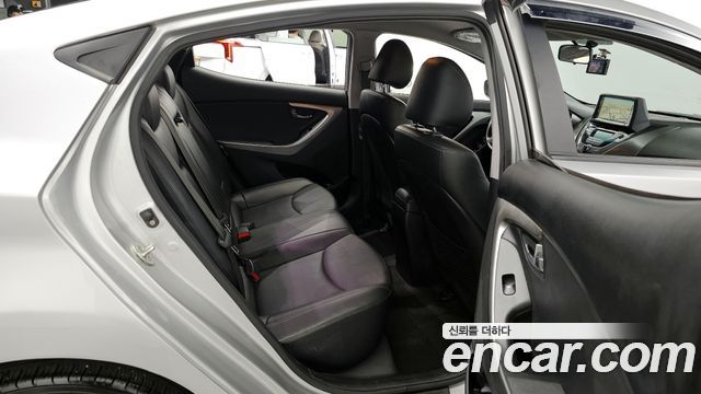 Photo 12