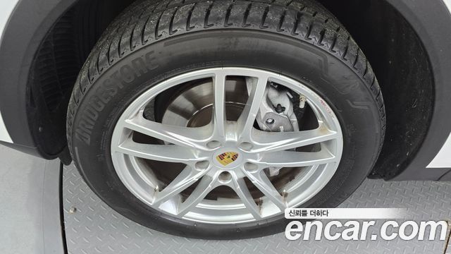 Photo 5