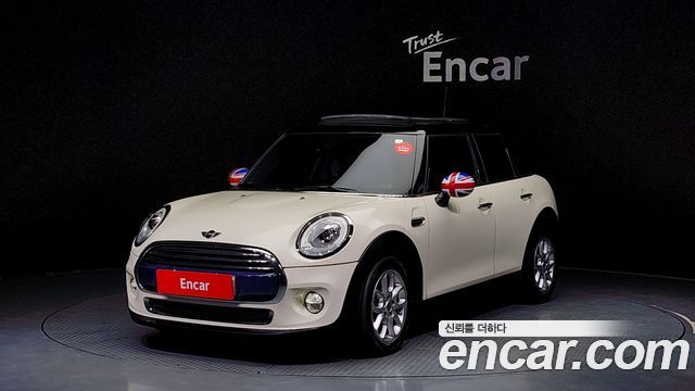 MINI | MINI Cooper D | Cooper D