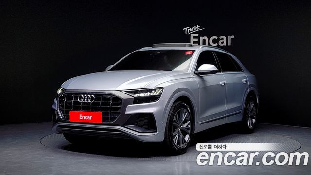 AUDI | AUDI Q8 (4M)