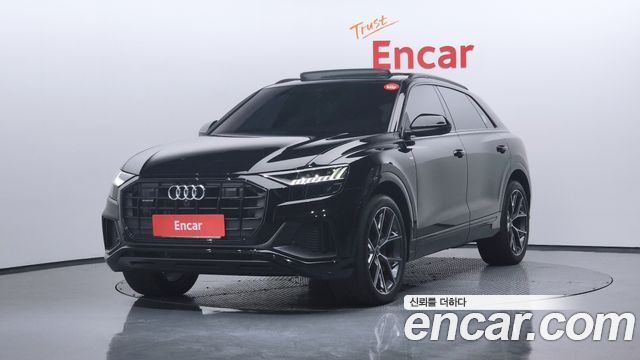 AUDI | AUDI Q8 (4M)