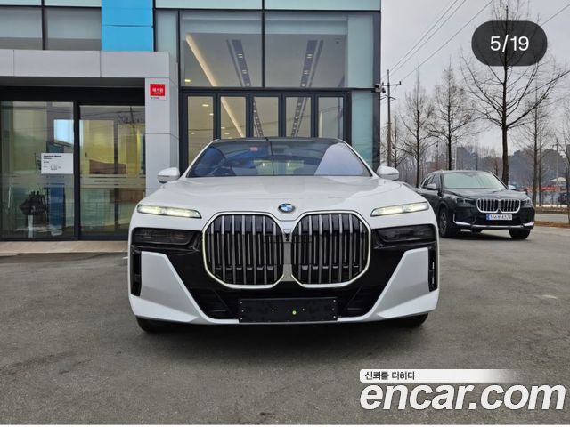 BMW | BMW 7 Series (G70) | 7 Series (G70)