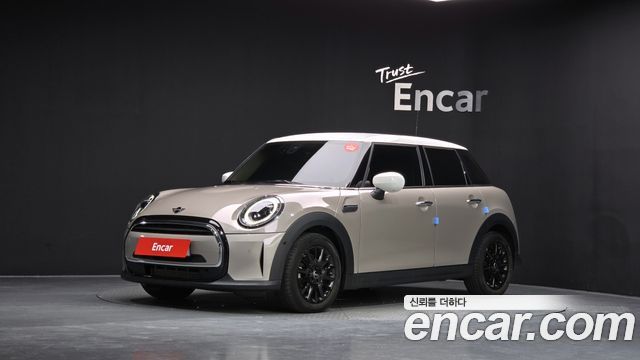 MINI | MINI Cooper | Cooper