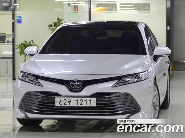 Toyota | Toyota Camry (XV70) | Camry (XV70)
