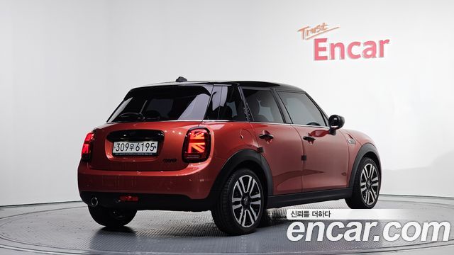 MINI | MINI Cooper | Cooper