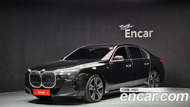BMW | BMW I7 (G70)
