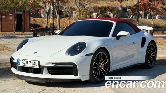 Porsche | Porsche 911 (992)