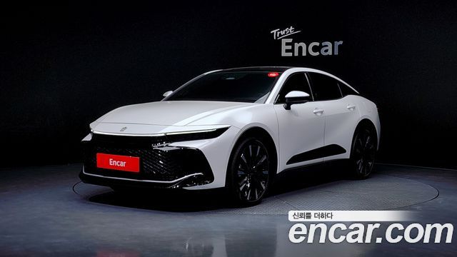 Toyota | Toyota Crown Crossover | Crown Crossover