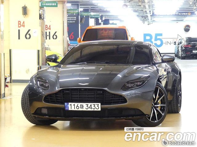 Aston Martin | Aston Martin DB11