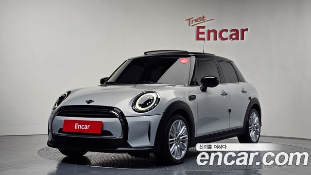 MINI | MINI Cooper | Cooper