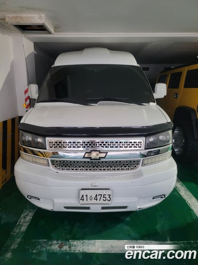 GMC Savana | Savana