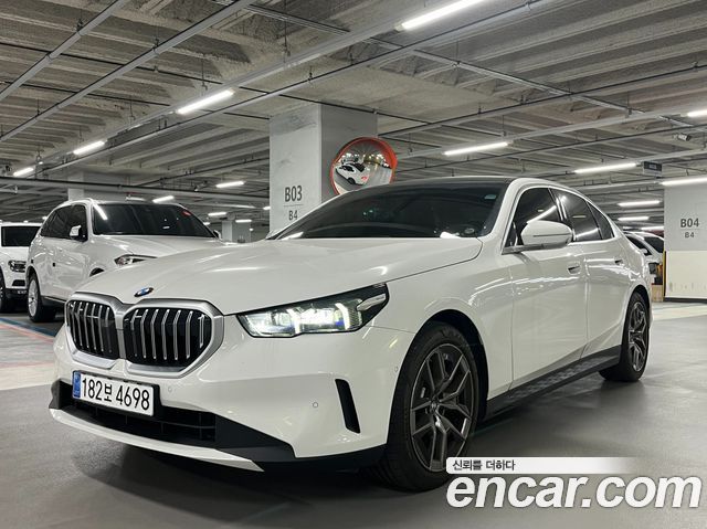 BMW | BMW 5 Series (G60) | 5 Series (G60)
