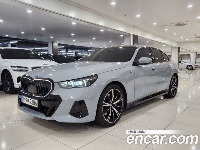 BMW | BMW 5 Series (G60) | 5 Series (G60)