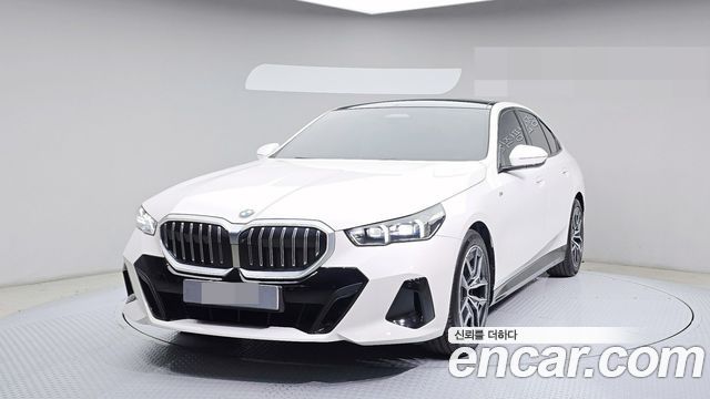 BMW | BMW 5 Series (G60) | 5 Series (G60)
