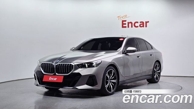 BMW | BMW 5 Series (G60) | 5 Series (G60)