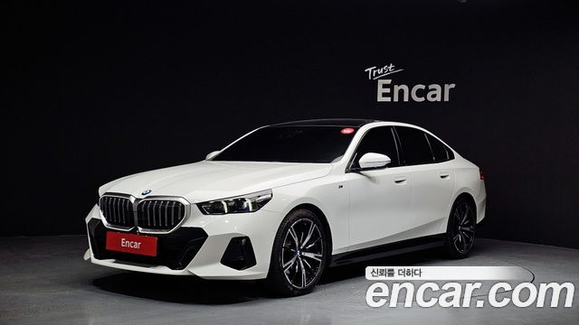 BMW | BMW 5 Series (G60) | 5 Series (G60)