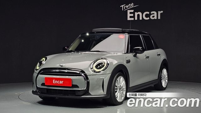 MINI | MINI Cooper | Cooper