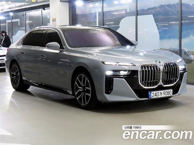 BMW | BMW 7 Series (G70) | 7 Series (G70)